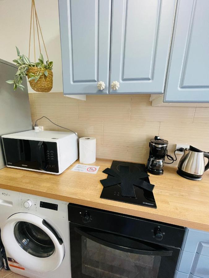 Hygge Place To Stay - Self Check In Nonstop 24H-Wifi Resita Exteriör bild